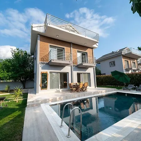 Villa Ldeniz Plajna Yakn 3 Yatak Odal *
